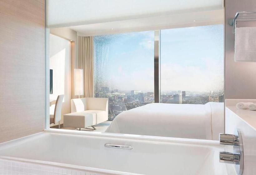 キングサイズベッド、シティビューデラックスルーム, The Westin Hamburg