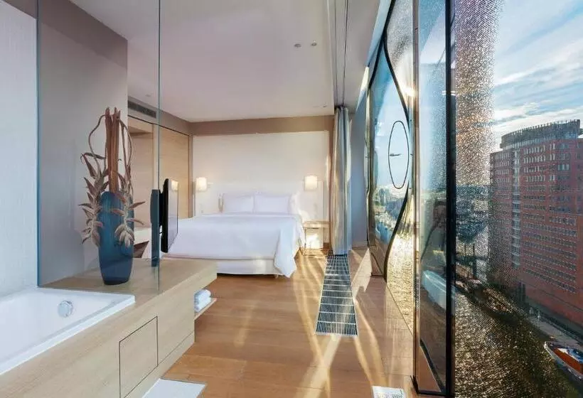 Sviitti King-vuode, The Westin Hamburg