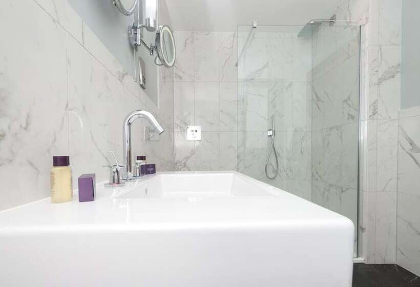 Номер Deluxe, Kinnettles Hotel & Spa