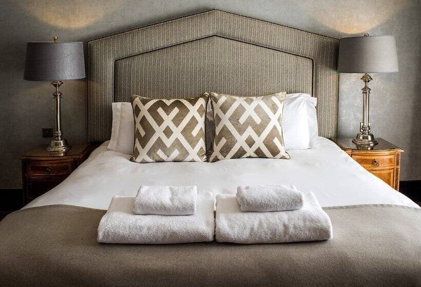 Полулюкс, Kinnettles Hotel & Spa