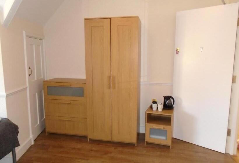 스탠다드 룸 공동 욕실, The Swan Inn Pub