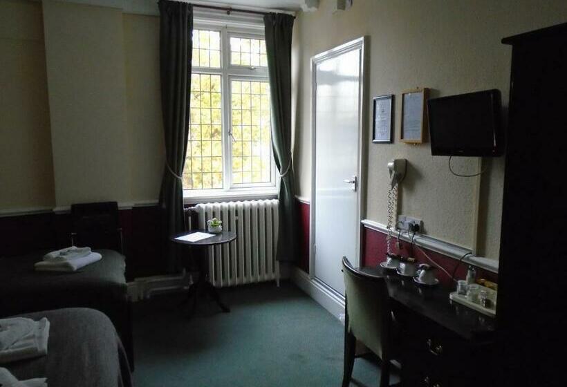 패밀리 룸, The Swan Inn Pub