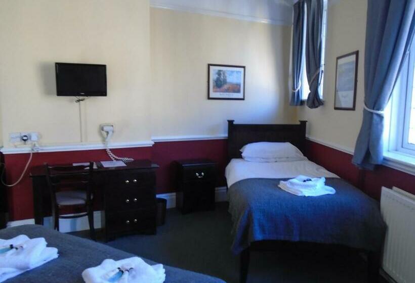 패밀리 룸, The Swan Inn Pub