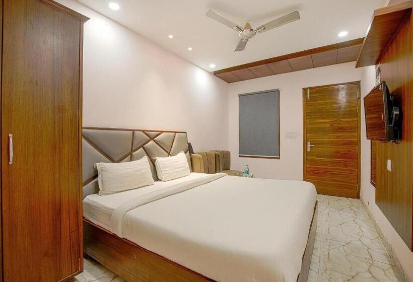 اتاق سوپریور, Fabhotel Stevia