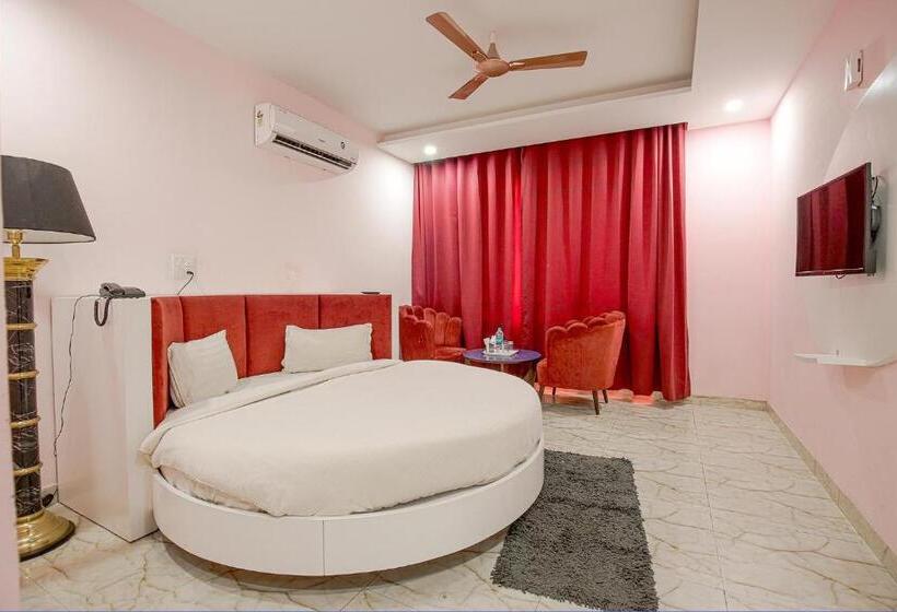 سوییت, Fabhotel Stevia
