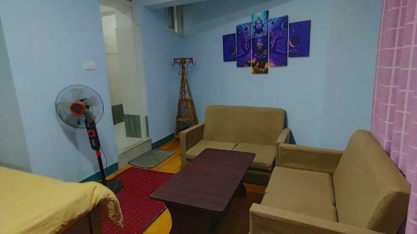 اتاق استاندارد, Pristine