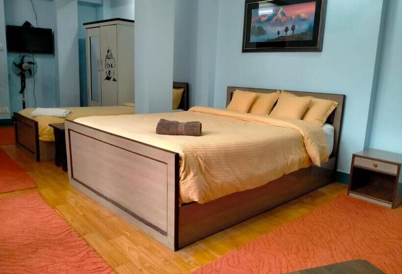 اتاق استاندارد سه نفره, Pristine