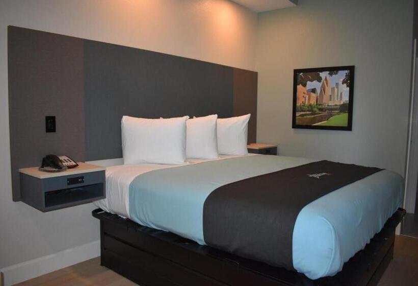 スタンダードスタジオ, Blue Star Inn