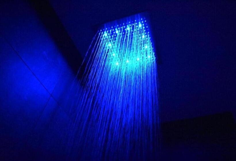 キングサイズベッドのスイートルーム, Blue Star Inn