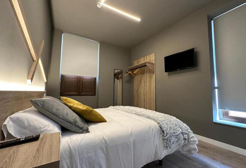 キングサイズベッドのスタンダードルーム, Hostal María Felisa