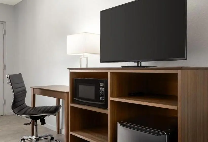 キングサイズベッドのスタンダードルーム, Home Inn & Suites Orlando Apopka