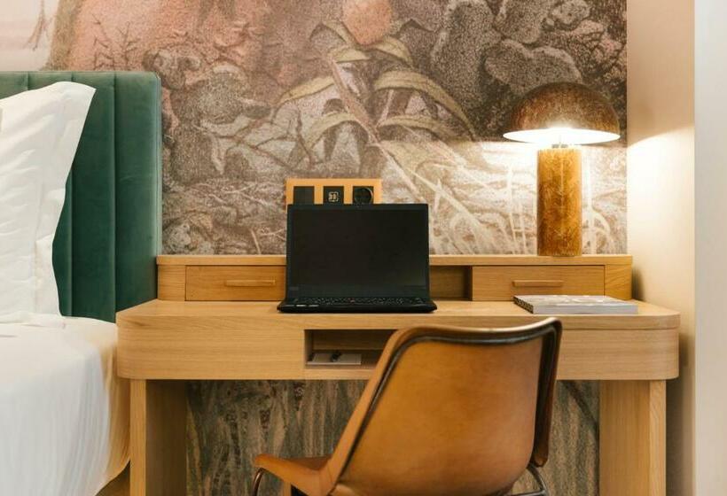 اتاق استاندارد یک نفره, Pestana Rua Augusta Lisboa