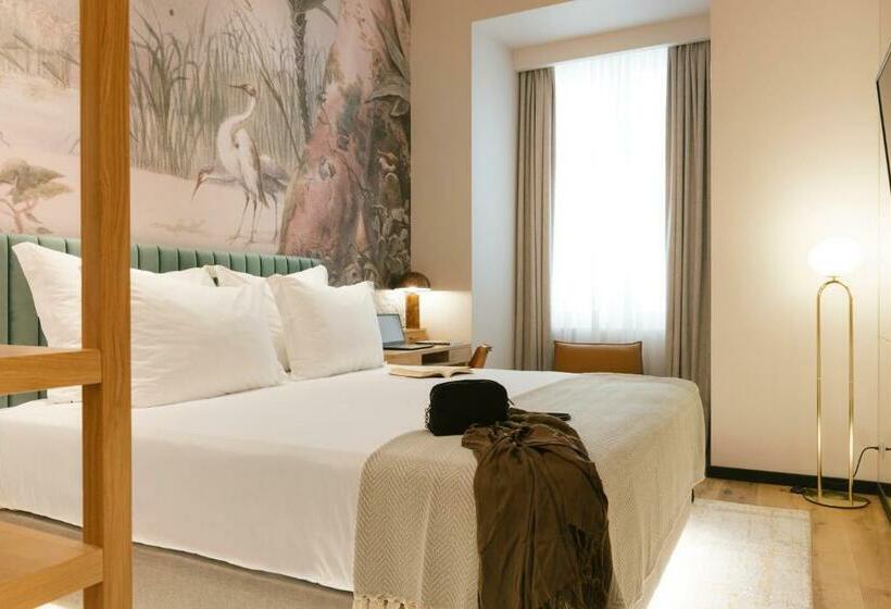 Полулюкс, Pestana Rua Augusta Lisboa