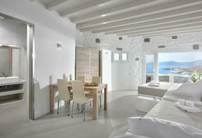 جناح مطلّ علي البحر, Crystal Suites