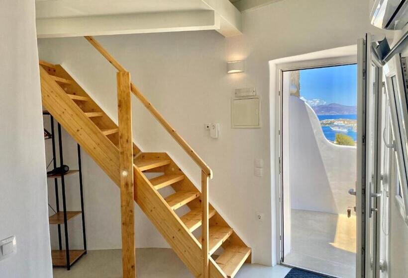 إستوديو سوبيريور, Crystal Suites