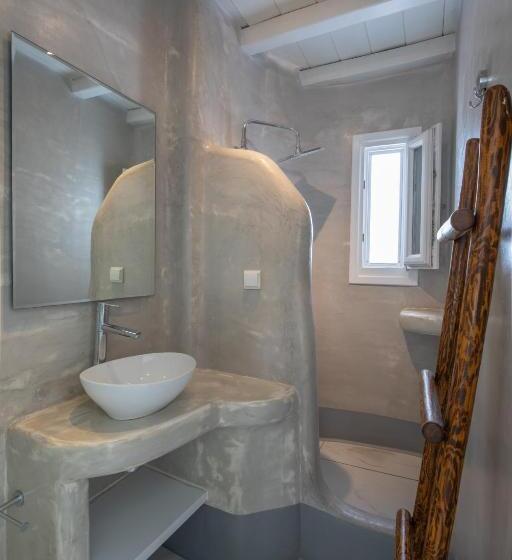 إستوديو قياسى مطل على البحر, Crystal Suites