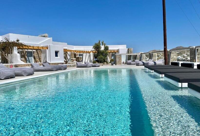 إستوديو قياسى مطل على البحر, Crystal Suites