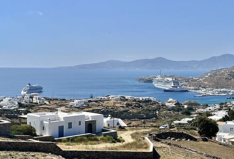 إستوديو سوبيريور, Crystal Suites