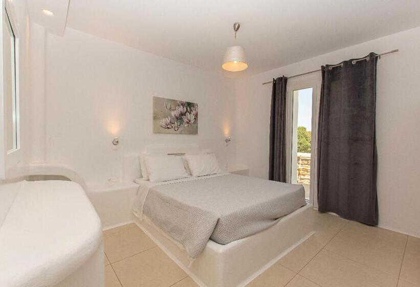 شقة غرفة واحدة, Crystal Suites