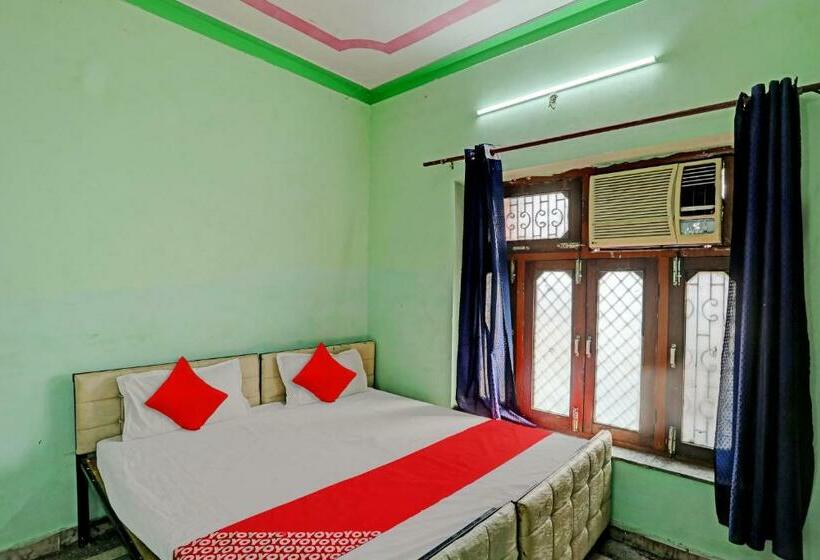 חדר קלאסי לשלושה, Oyo Flagship Veer Guest House