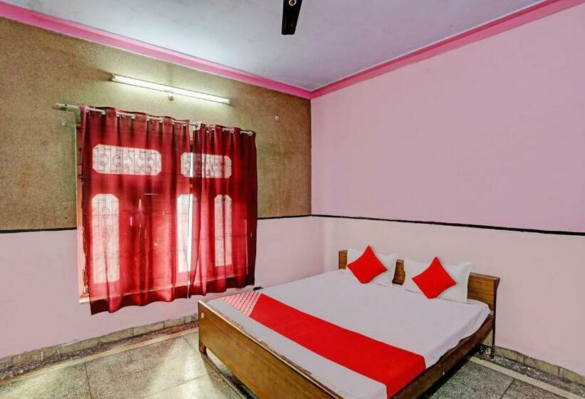 חדר קלאסי לשלושה, Oyo Flagship Veer Guest House