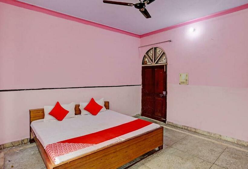 חדר קלאסי לשלושה, Oyo Flagship Veer Guest House