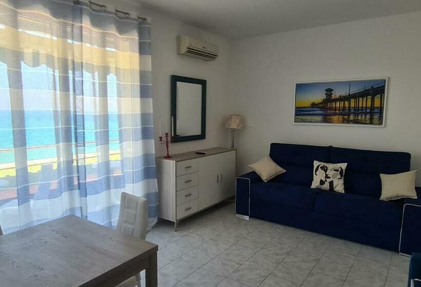 海の見えるスタンダードスタジオ, La Casa Del Mar Cefalù