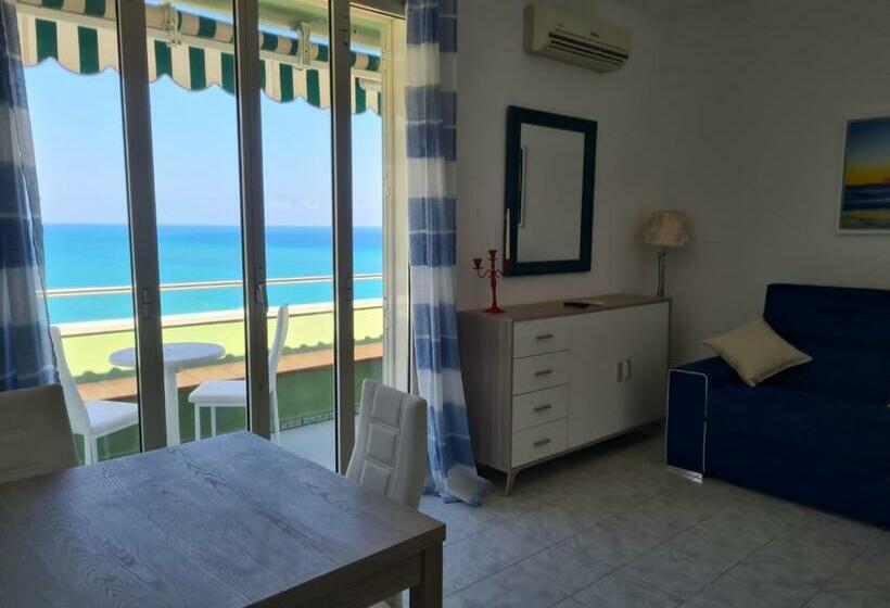 海の見えるスタンダードスタジオ, La Casa Del Mar Cefalù