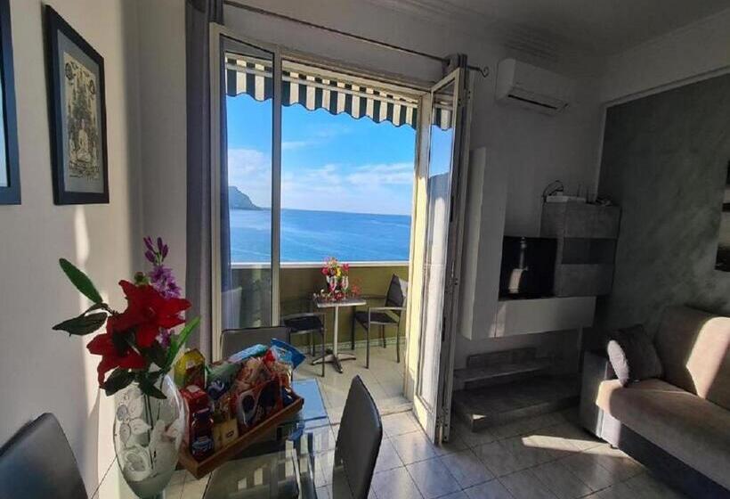 オーシャンビューのスーペリアー1ベッドルームアパートメント, La Casa Del Mar Cefalù