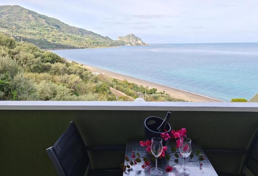 オーシャンビューのスーペリアー1ベッドルームアパートメント, La Casa Del Mar Cefalù