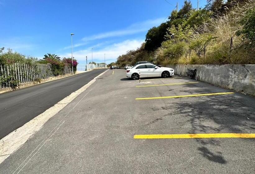 スーペリアスタジオ, La Casa Del Mar Cefalù