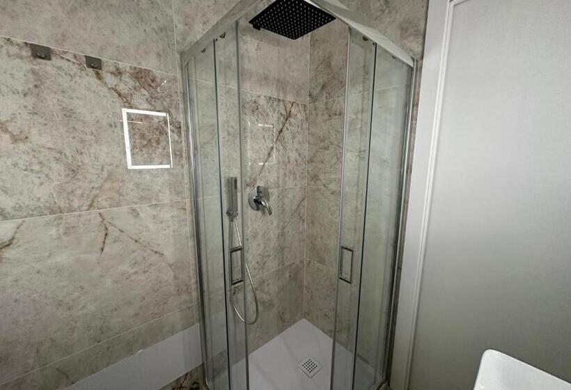 スーペリアスタジオ, La Casa Del Mar Cefalù