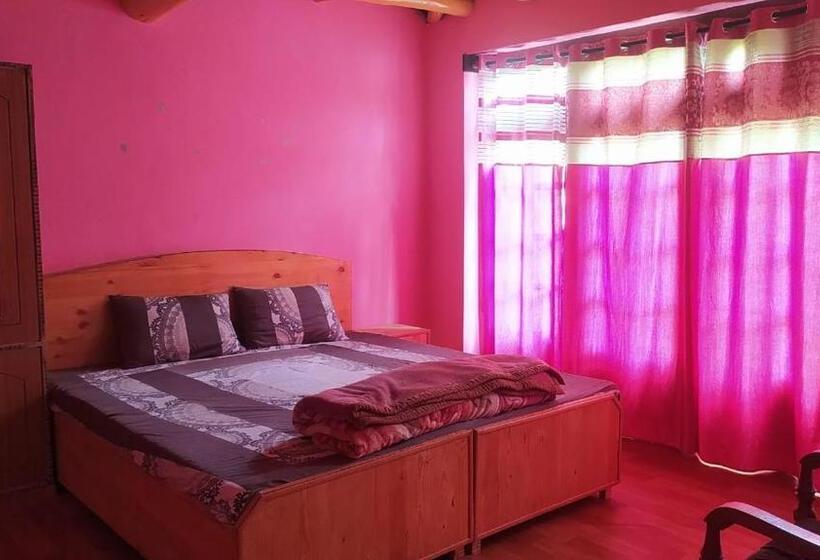 스탠다드 룸, Guru Guest House