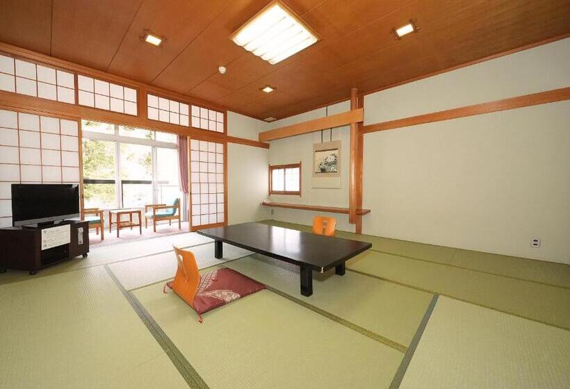 四人标准间, 多武峰観光ホテル