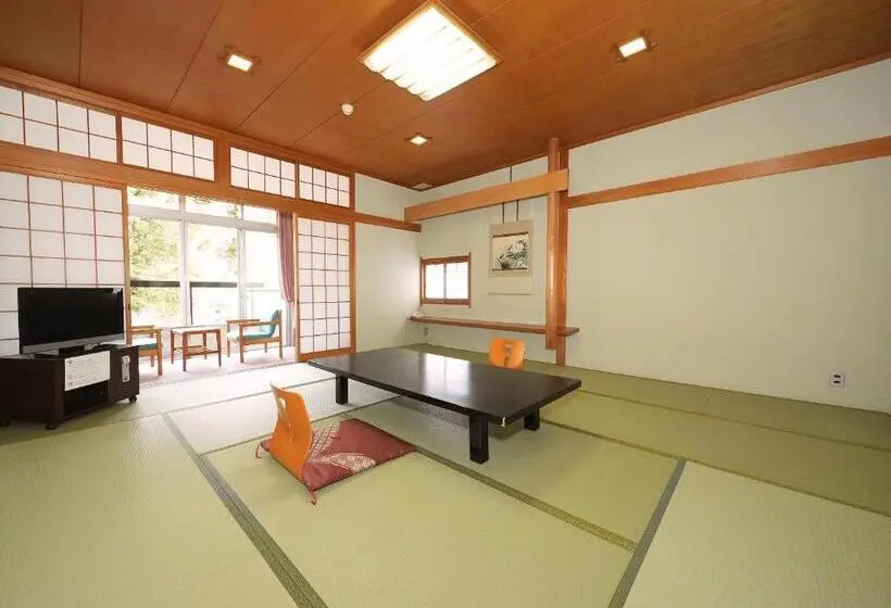 スタンダード4人部屋, 多武峰観光ホテル