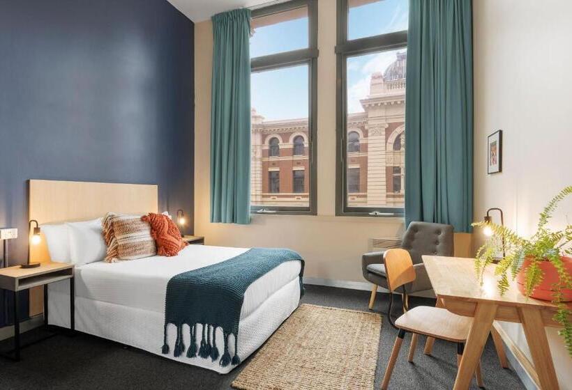 Номер Стандарт, Selina Central Melbourne