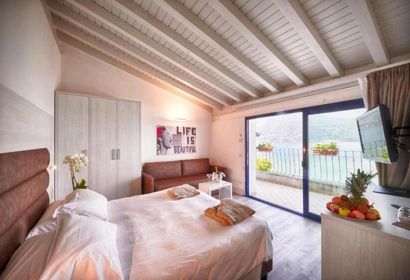 Номер Deluxe Вид на Озеро, Bella Hotel & Restaurant With Private Dock For Mooring Boats