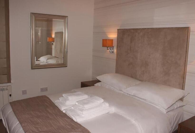 Family Suite, Mccafferty S Guesthouse Ilford