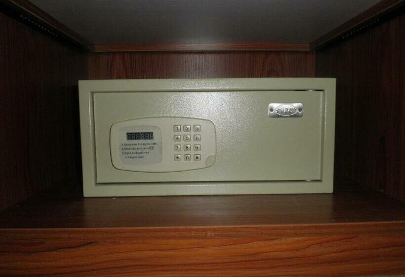 スタンダードルーム, Aquarian Tide