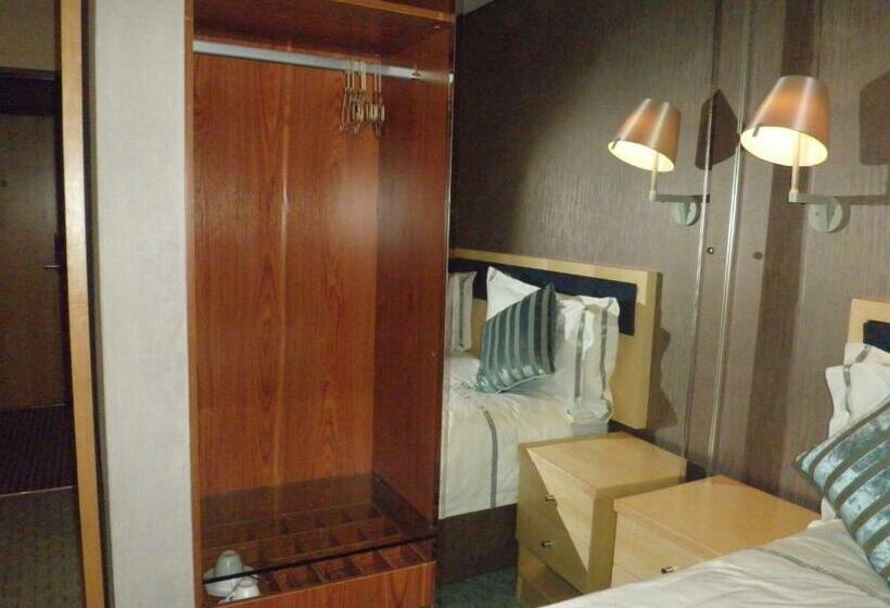 スタンダードルーム, Aquarian Tide