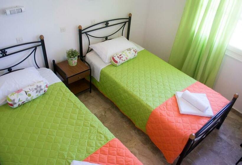 חדר סטנדרט, Bay's