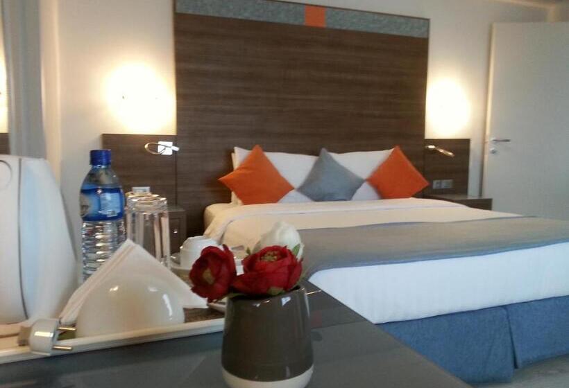 سوئیت 2 خوابه, Benin Royal