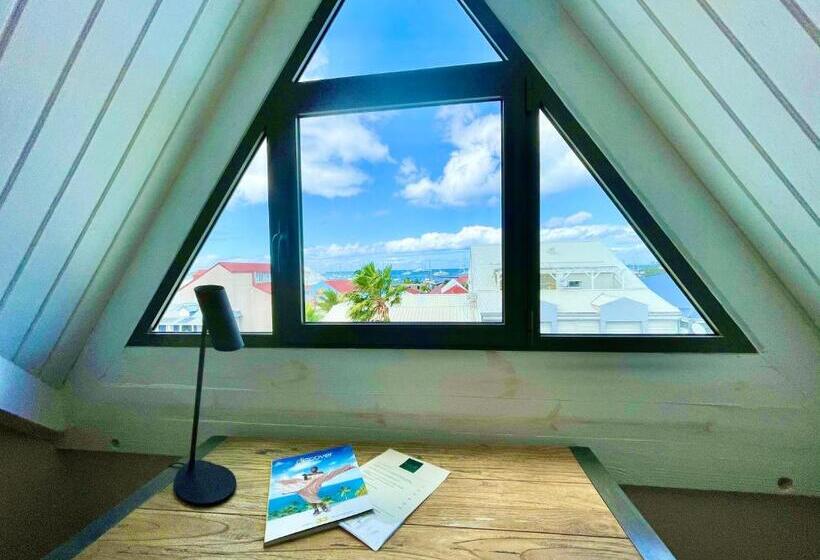 سوییت سوپریور, Centr