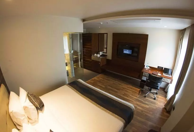 Premium-huone, Connaught Royale
