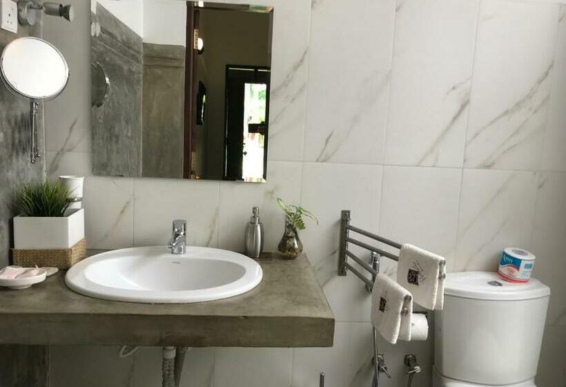 디럭스 룸, Heladiv