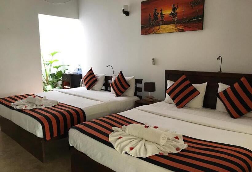 디럭스 패밀리 룸, Heladiv