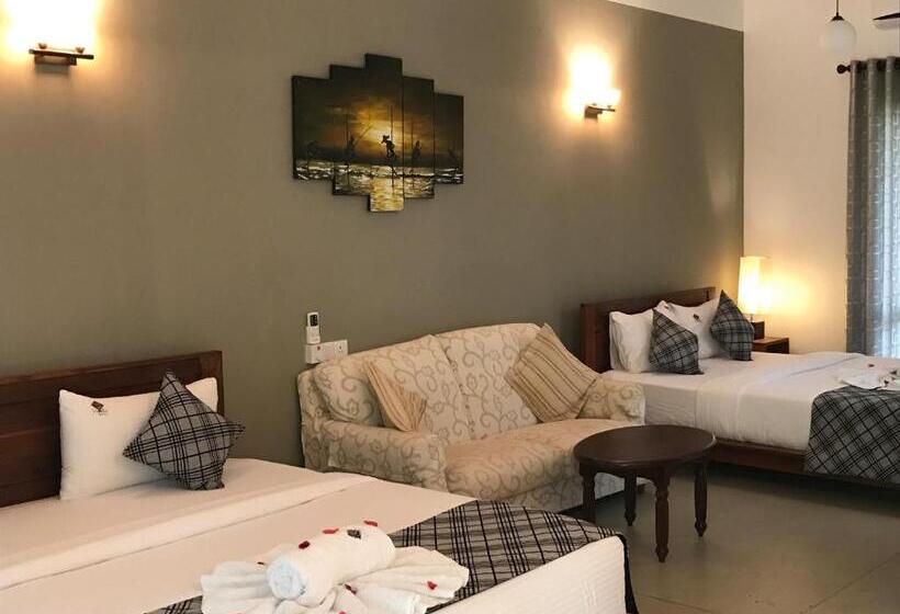 수피리어 패밀리 룸, Heladiv