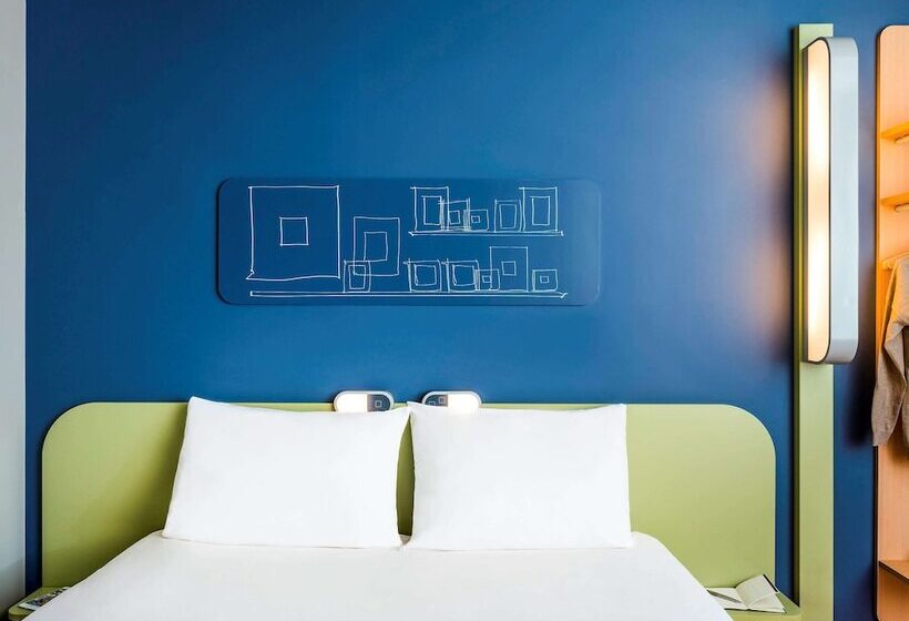 Номер Стандарт Трехместный, Ibis Budget Saint Quentin Yvelines   Vélodrome