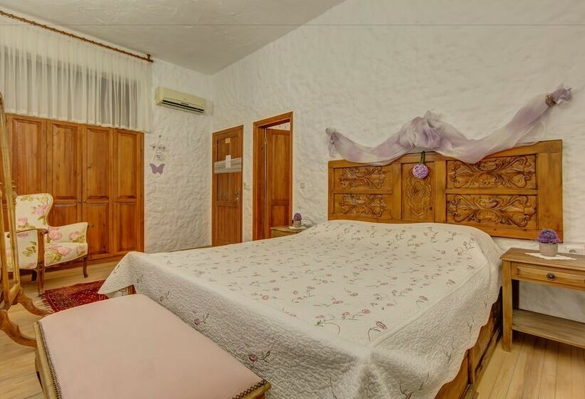 Deluxe Szoba, Lale Lodge