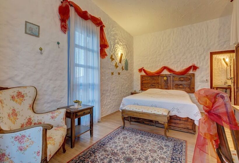 Deluxe Szoba, Lale Lodge